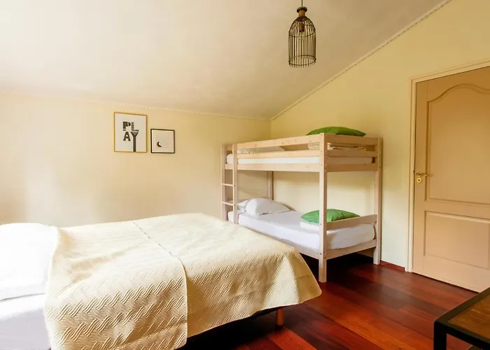 13p 5b Beautiful With Heated Pool And Jacuzzi *