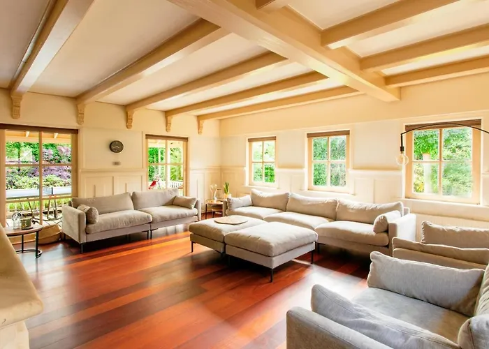 13p 5b Beautiful With Heated Pool And Jacuzzi Villa *