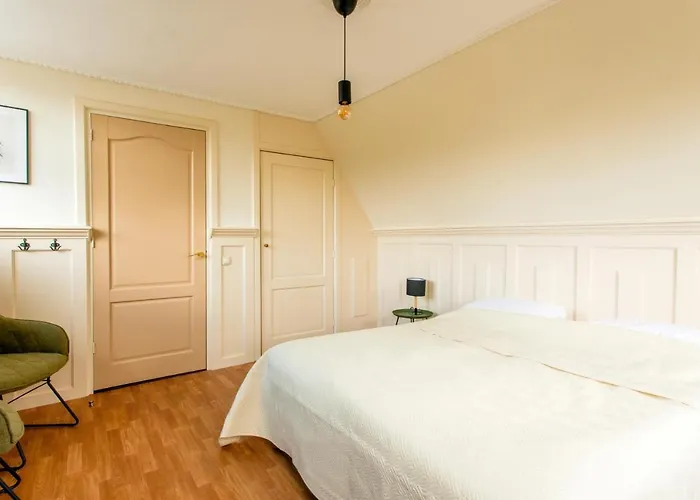 13p 5b Beautiful With Heated Pool And Jacuzzi *