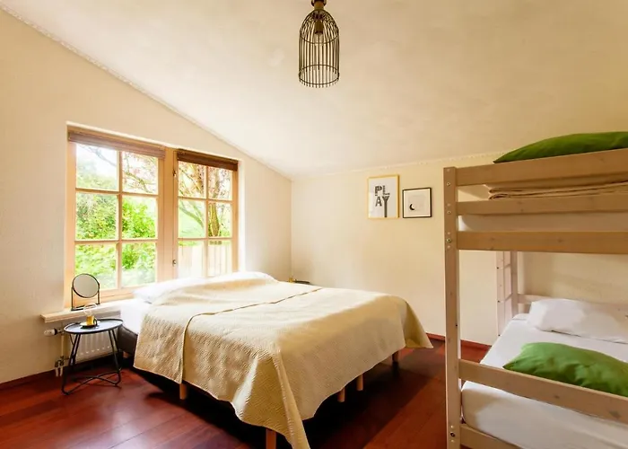 13p 5b Beautiful With Heated Pool And Jacuzzi Villa