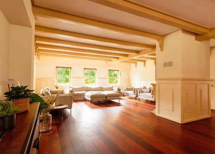 13p 5b Beautiful With Heated Pool And Jacuzzi Villa