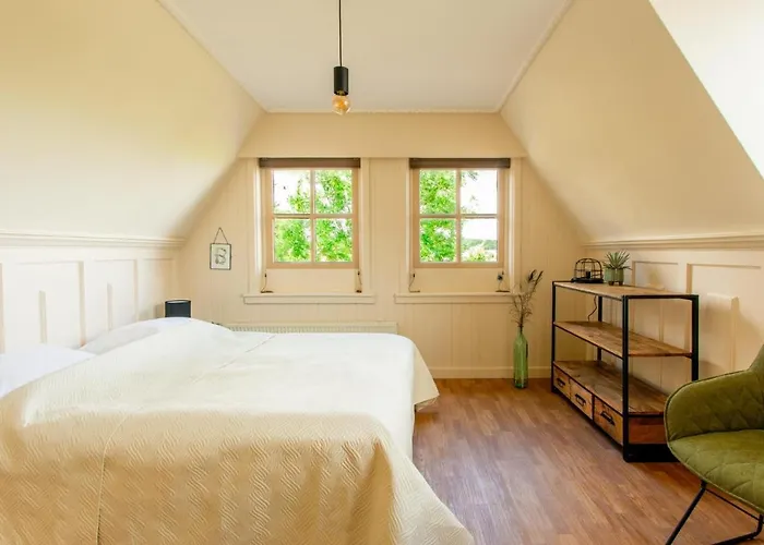 Villa 13p 5b Beautiful With Heated Pool And Jacuzzi