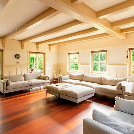 Beautiful American Style With Heated Pool And Jacuzzi Villa *