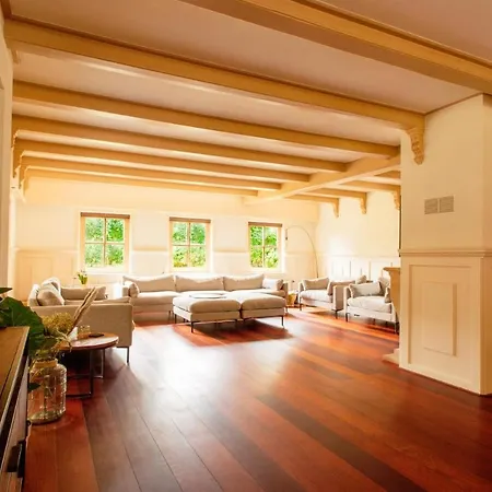 Beautiful American Style With Heated Pool And Jacuzzi Villa