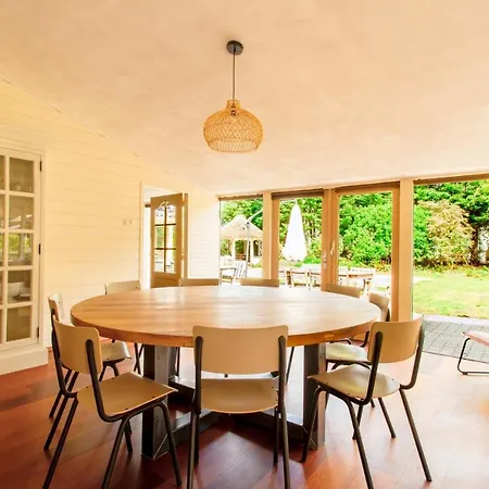 Villa Beautiful American Style With Heated Pool And Jacuzzi Heerhugowaard