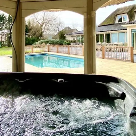 Villa Beautiful American Style With Heated Pool And Jacuzzi *